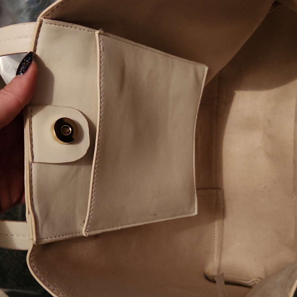 ⭐️STEVE MADDEN BAG - Picture 3 of 4